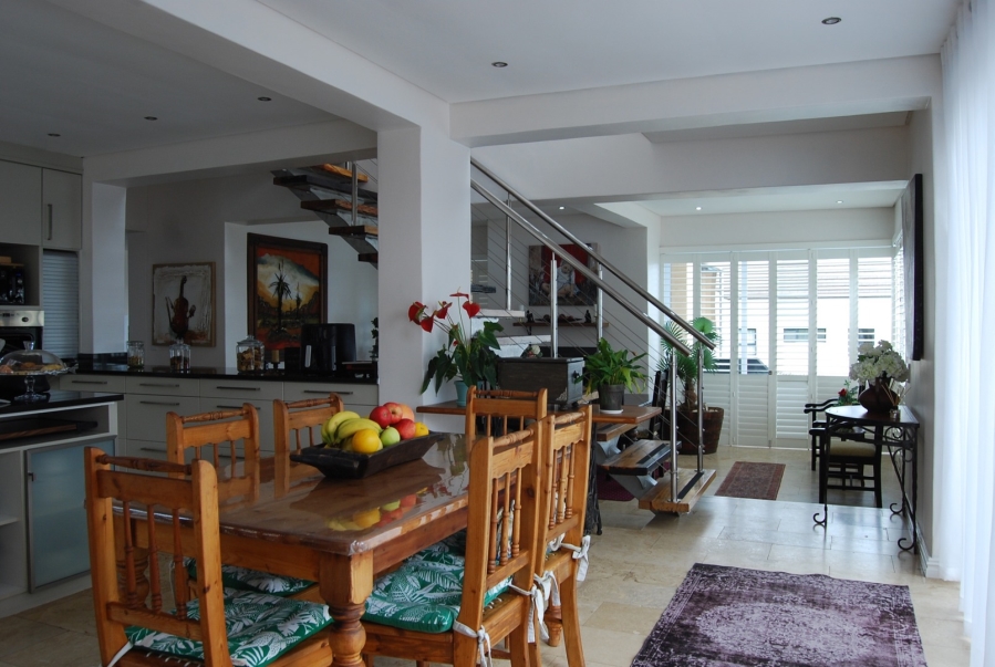 5 Bedroom Property for Sale in Country Club Western Cape